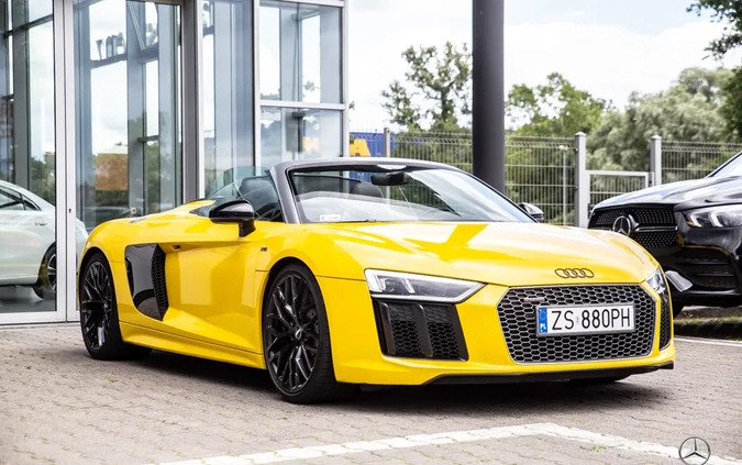 Audi R8 cena 699900 przebieg: 40000, rok produkcji 2018 z Pleszew małe 529